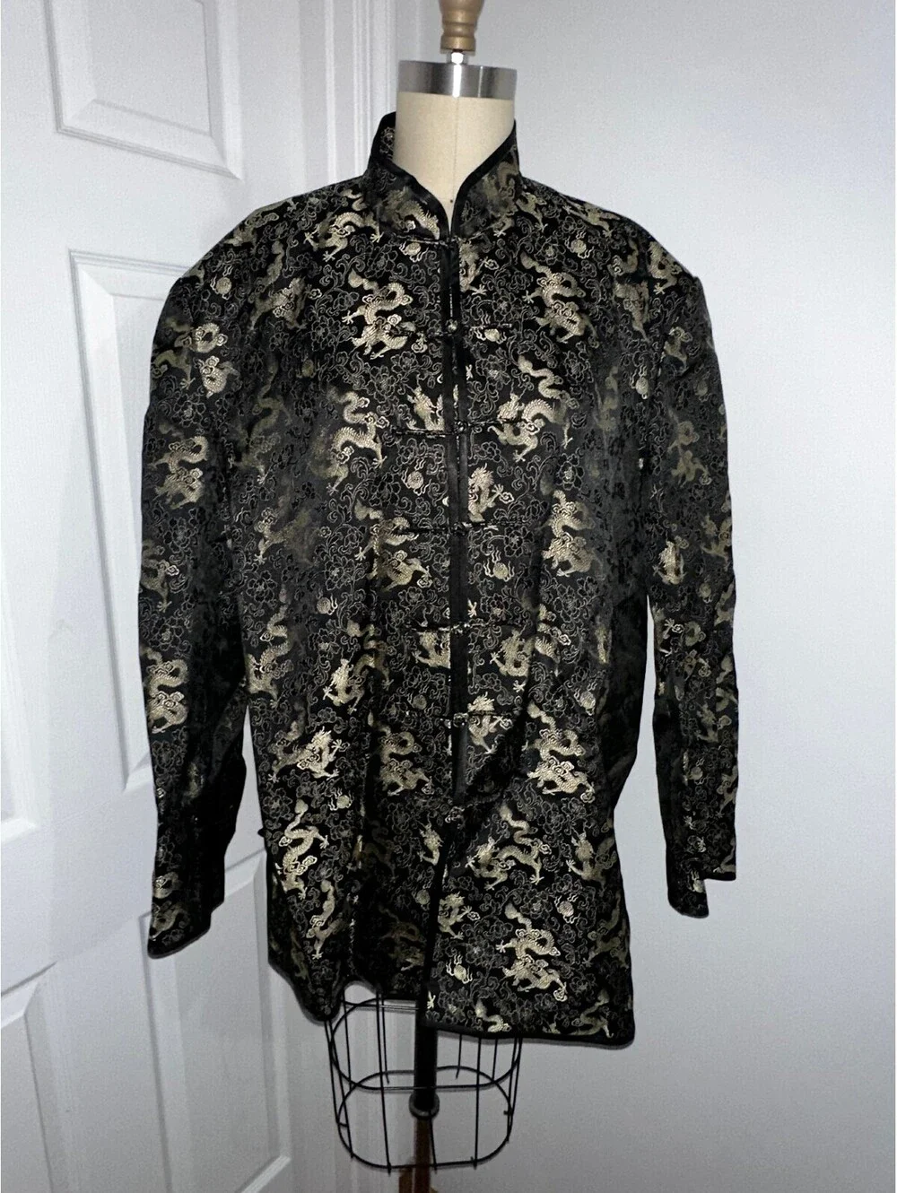 Traditional Black/Gold Chinese Mandarin Brocade Jacket
